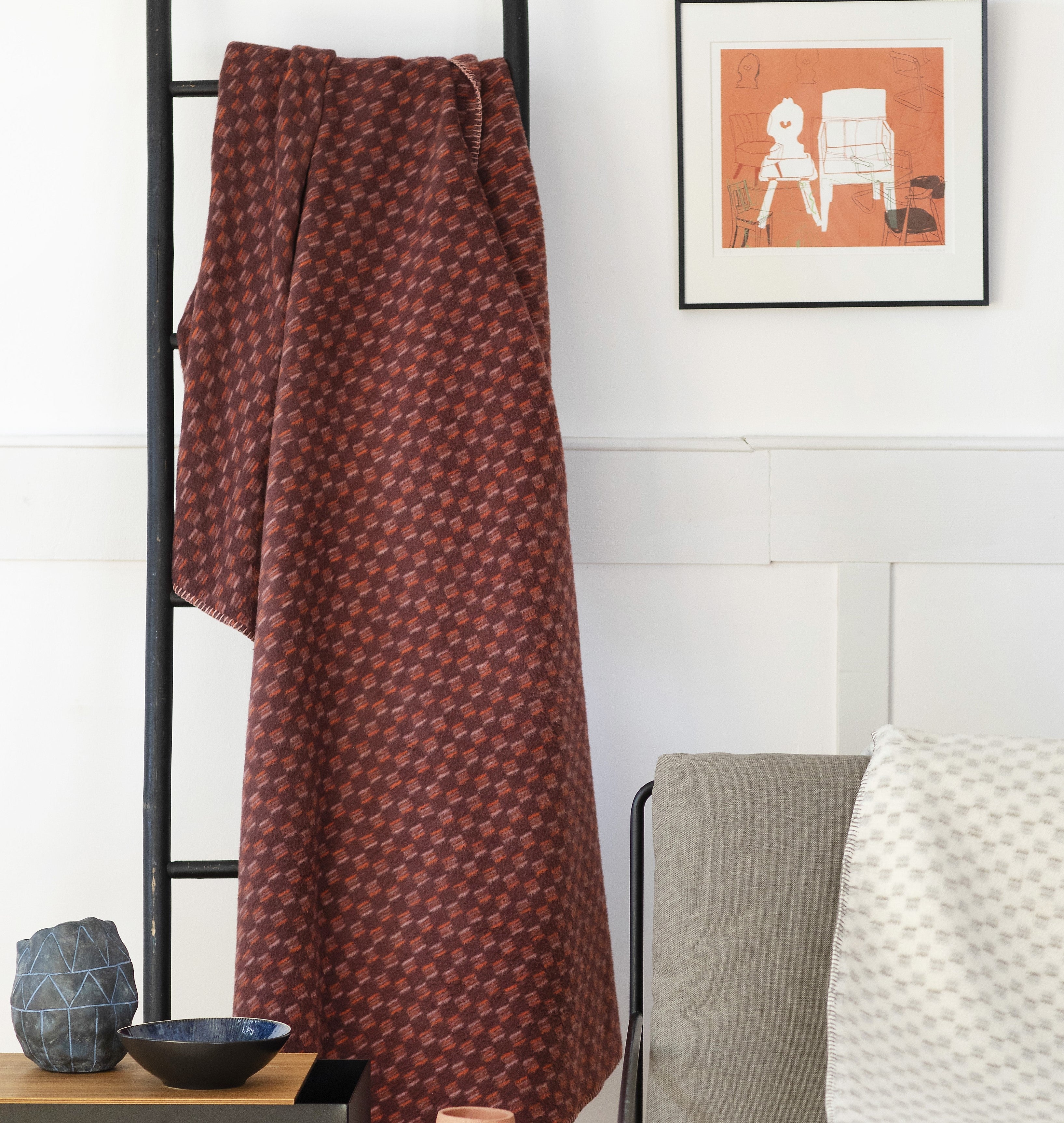Off White Allover Mini Pattern Savona Throw