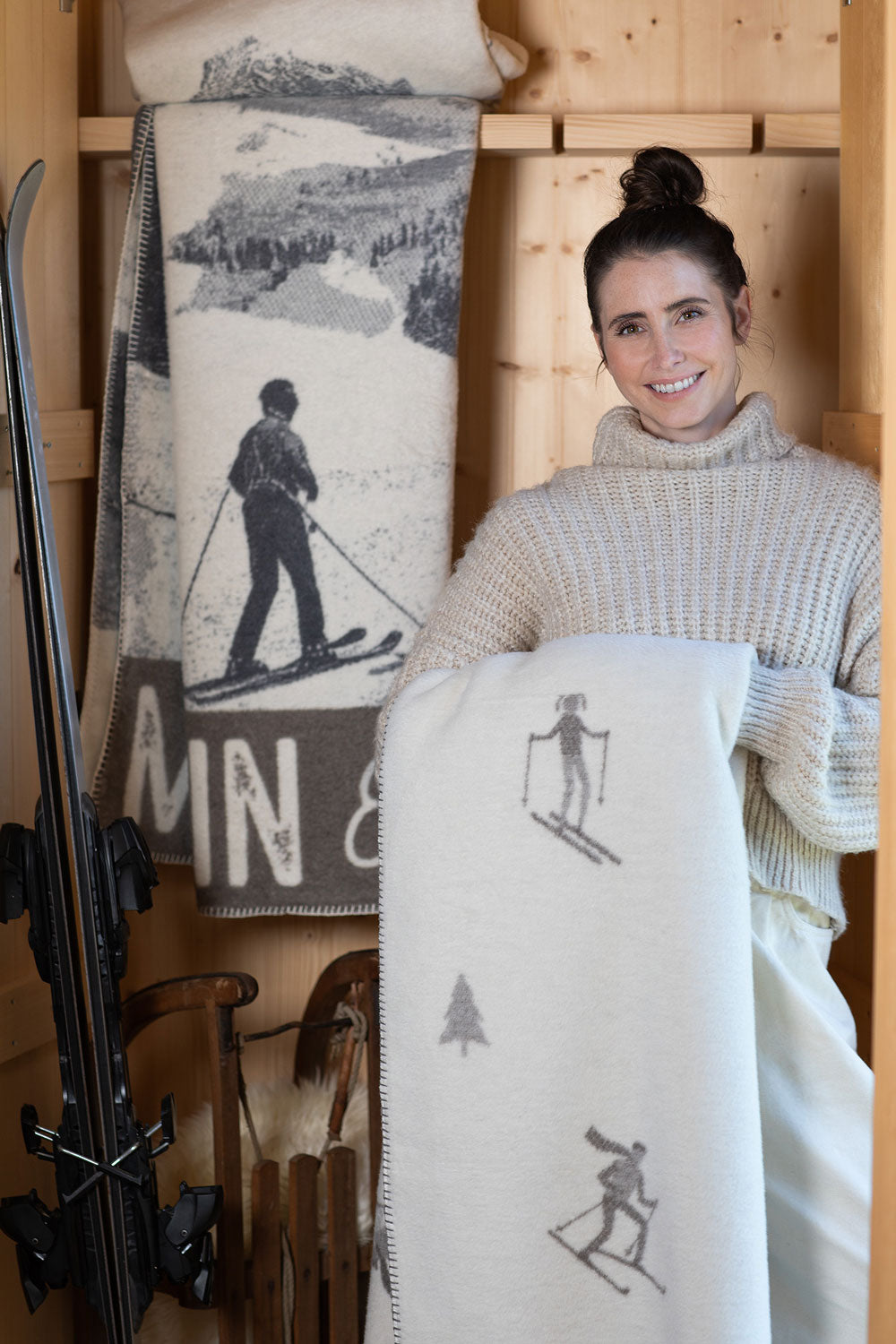 Off White Ski Mania Savona Throw