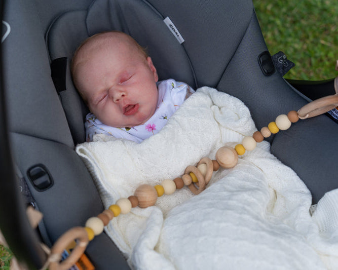 Natural Harlow Pram Garland