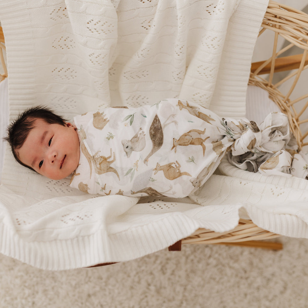 Australiana Muslin Wrap & Latte Pram Clip Set