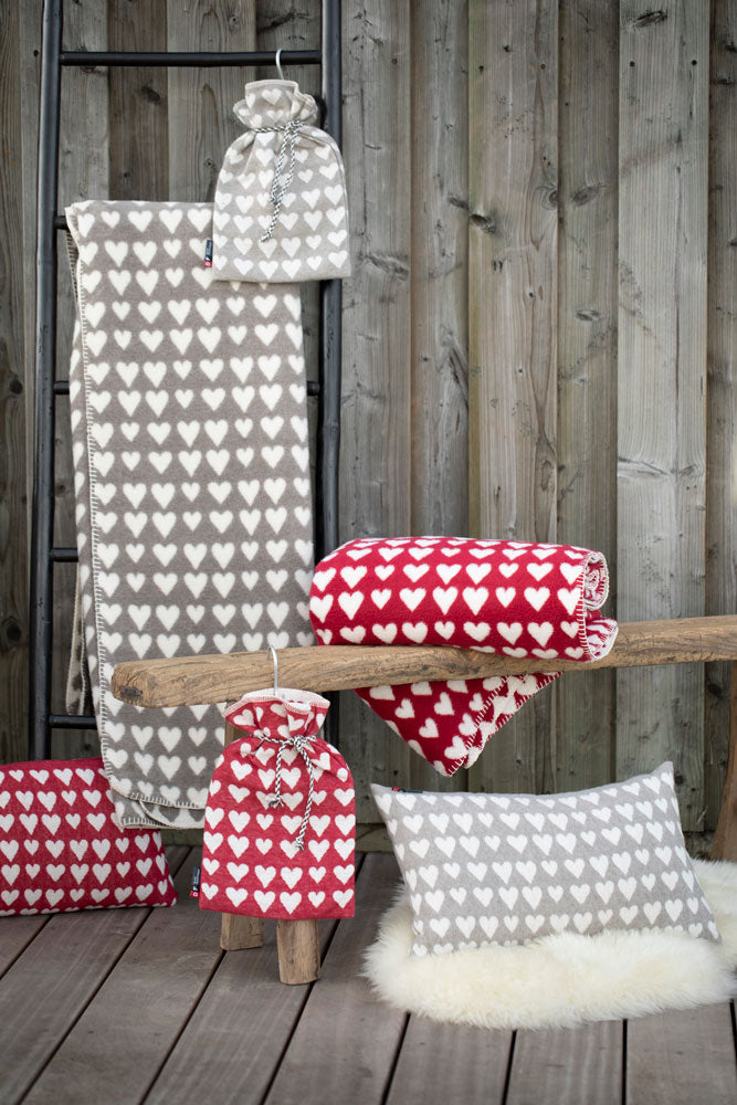 Bordeaux Hearts Savona Throw