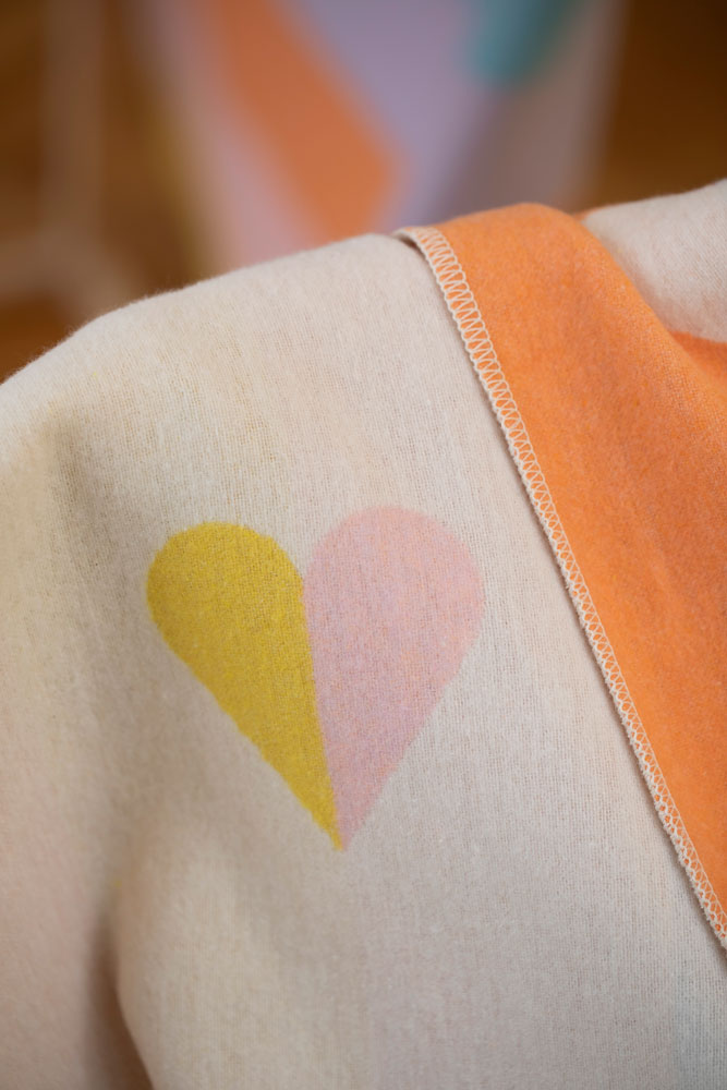 Off White Hearts Allover Juwel Cot Blanket