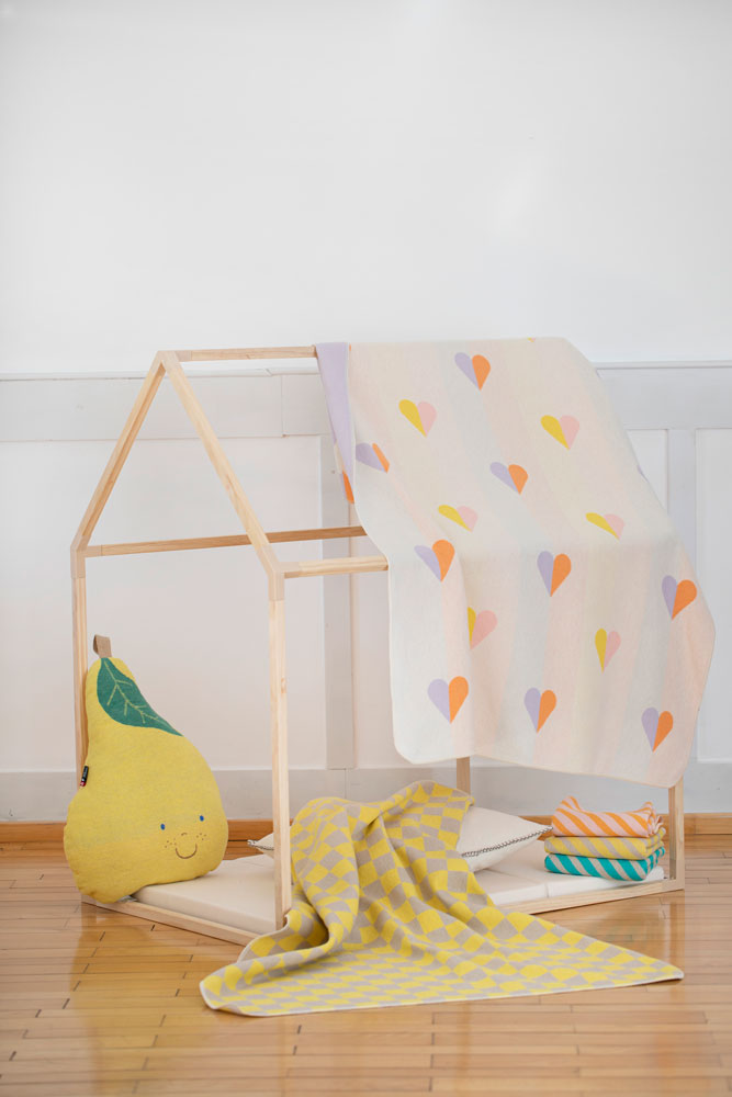 Off White Hearts Allover Juwel Cot Blanket