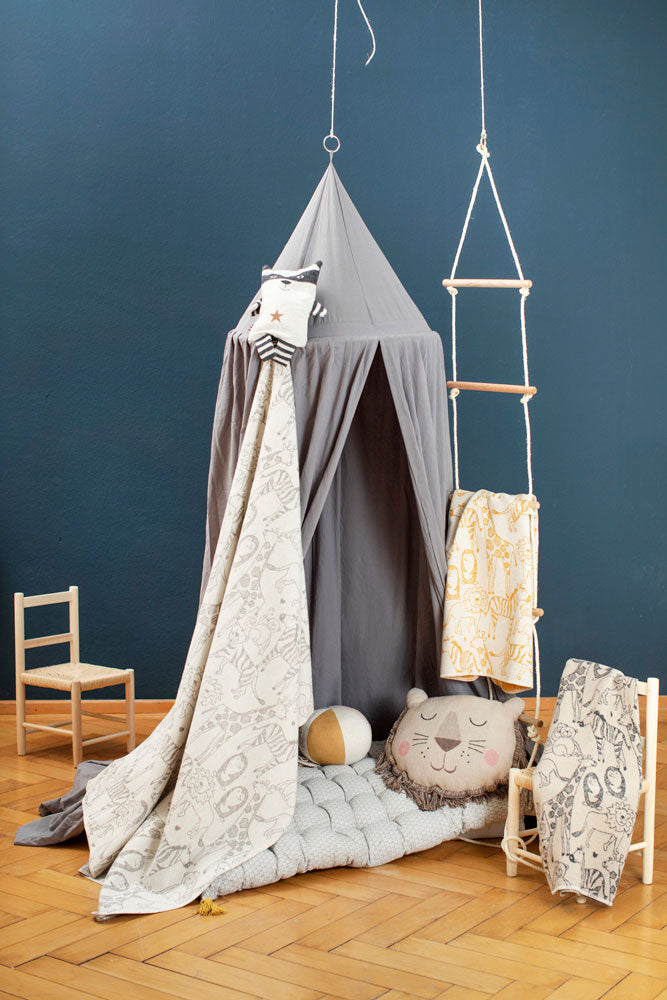 Off White Safari Animals Juwel Cot Blanket