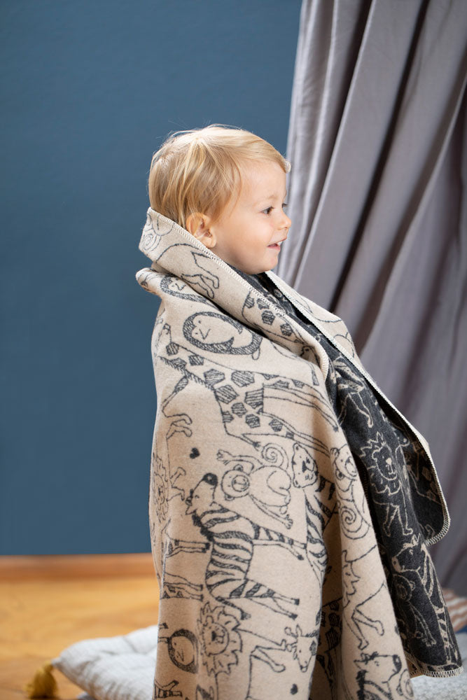 Ecru Safari Animals Juwel Cot Blanket