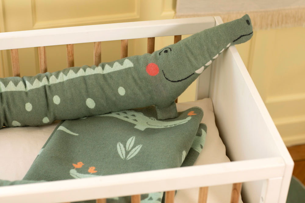 Green Crocodiles Allover Juwel Bassinet Blanket