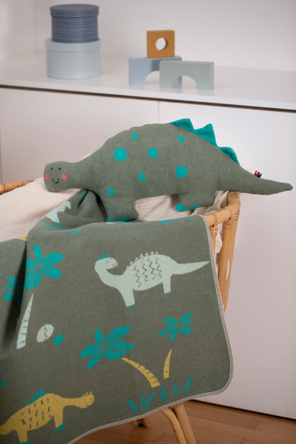 Green Dino Juwel Bassinet Blanket
