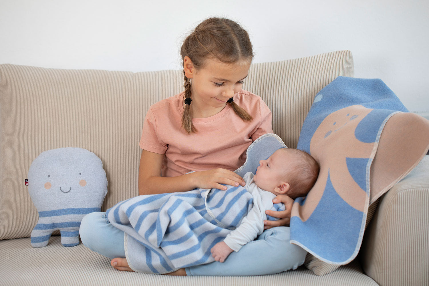 Blue Ocean Friends Juwel Bassinet Blanket