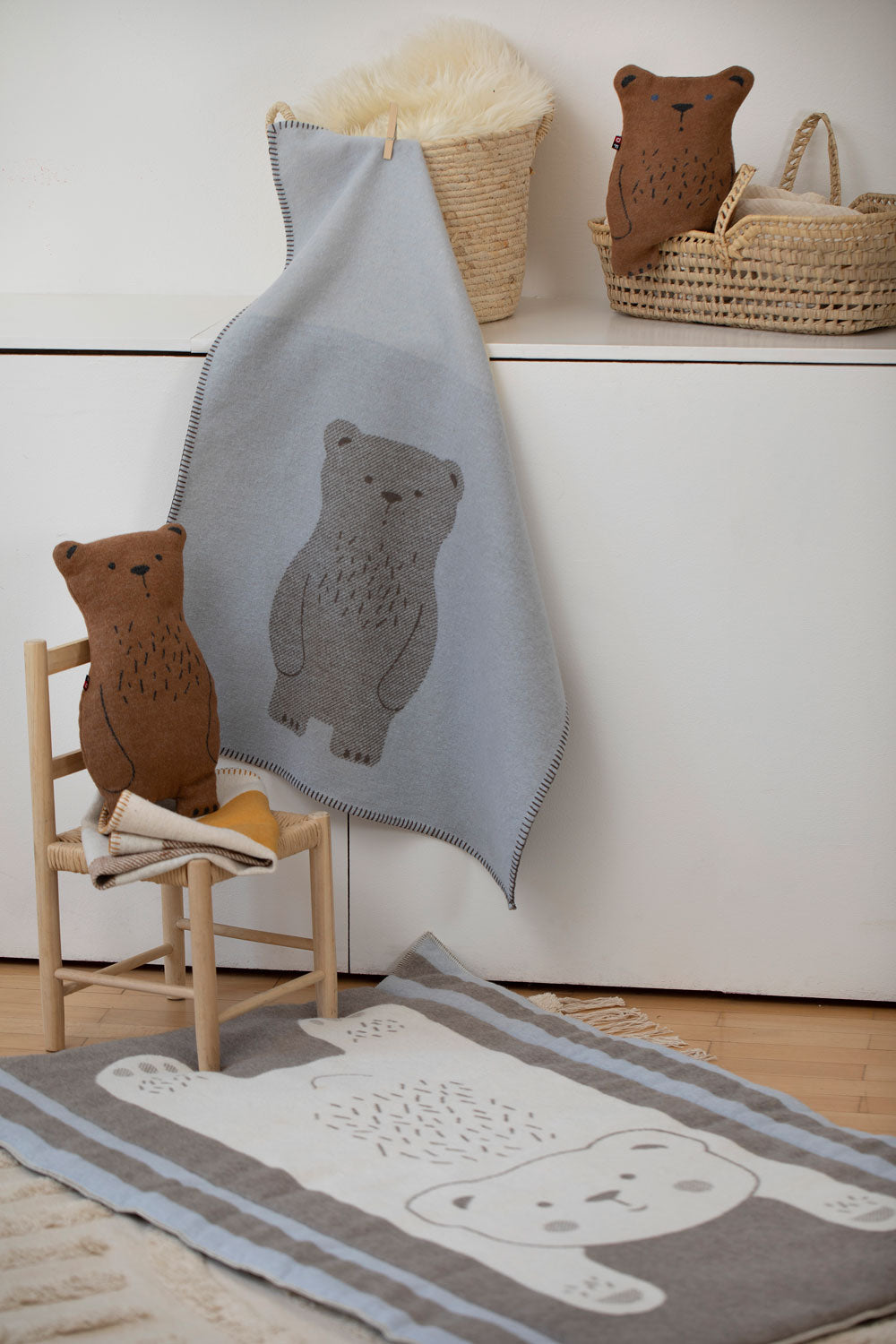 Light Blue Bear and Moon Lili Bassinet Blanket