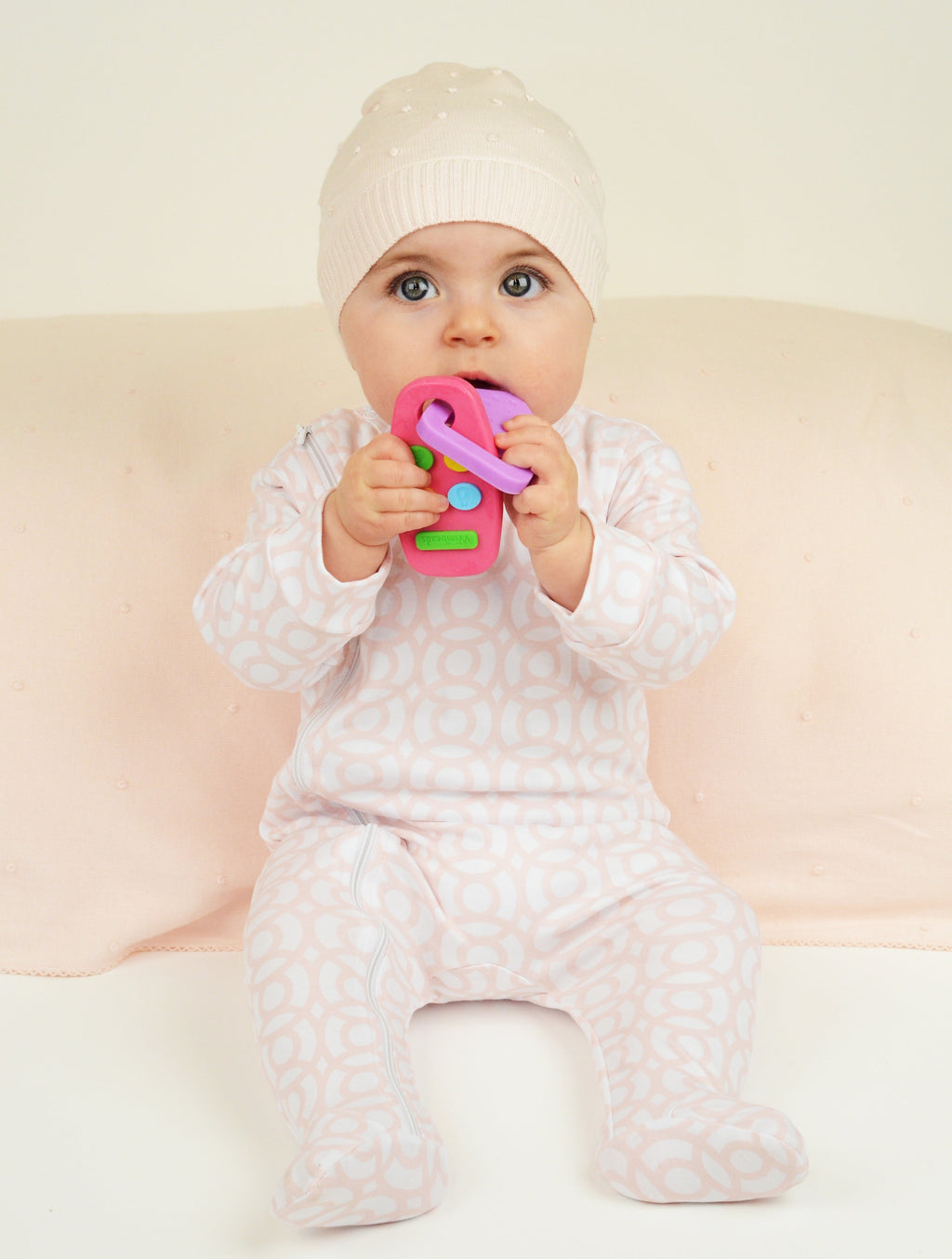 Cream Knot Knitted Beanie